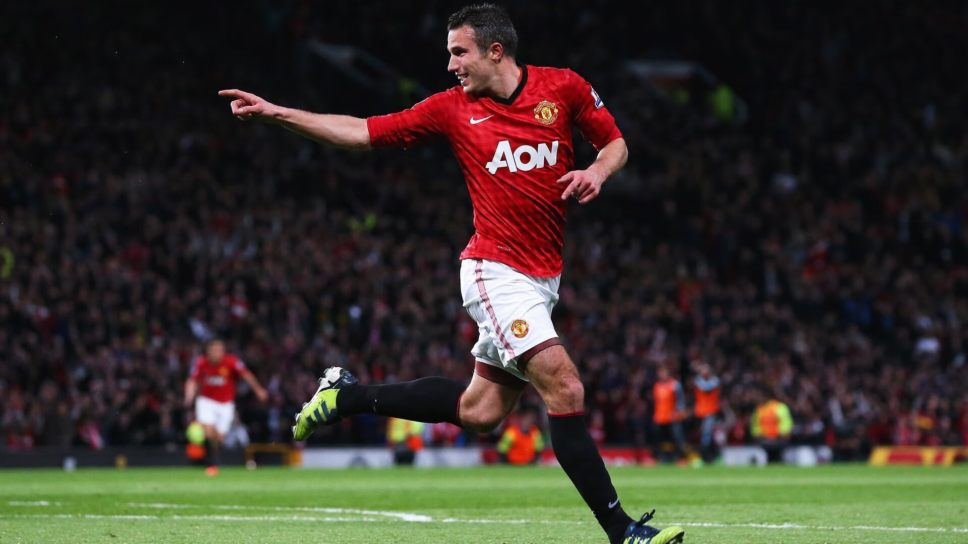 开云·Kaiyun网页版-东契奇29+11+10：送约基奇式妙传 被犯规后随手一扔超远命中，东契奇亲签